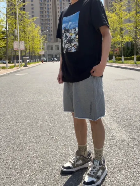 Supreme Spray Paint Black Ink T-Shirt - 3
