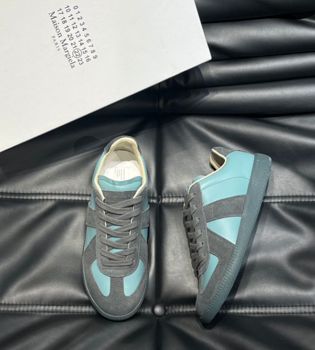 Maison Margiela Replica Sneakers Navy Blue and Beige Sneakers - 12