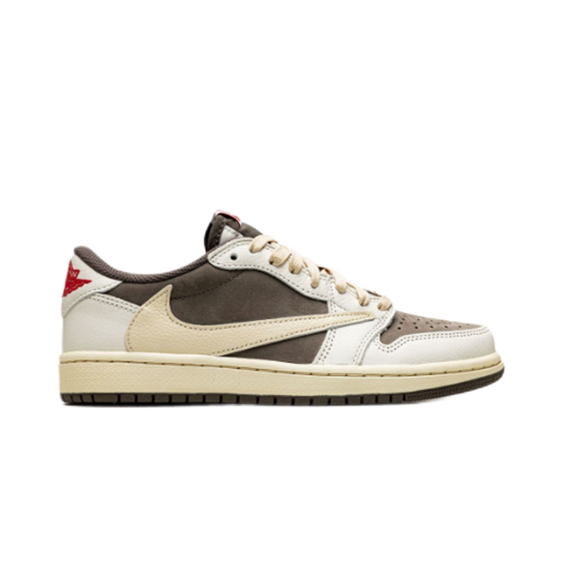 Nike Sneakers Low-Top with Oversized Reverse Swoosh — 16