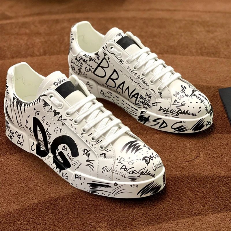 Dolce & Gabbana Sneakers Graffiti-print low-top — 9