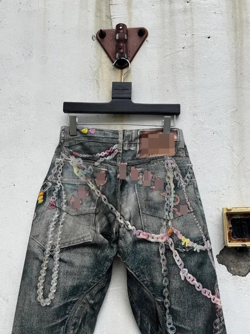 Design Wide-Leg Light Wash Jeans - 23