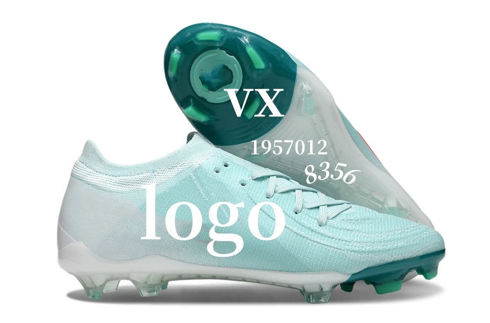 Nike Sneakers Low-Top Football Cleats — 30