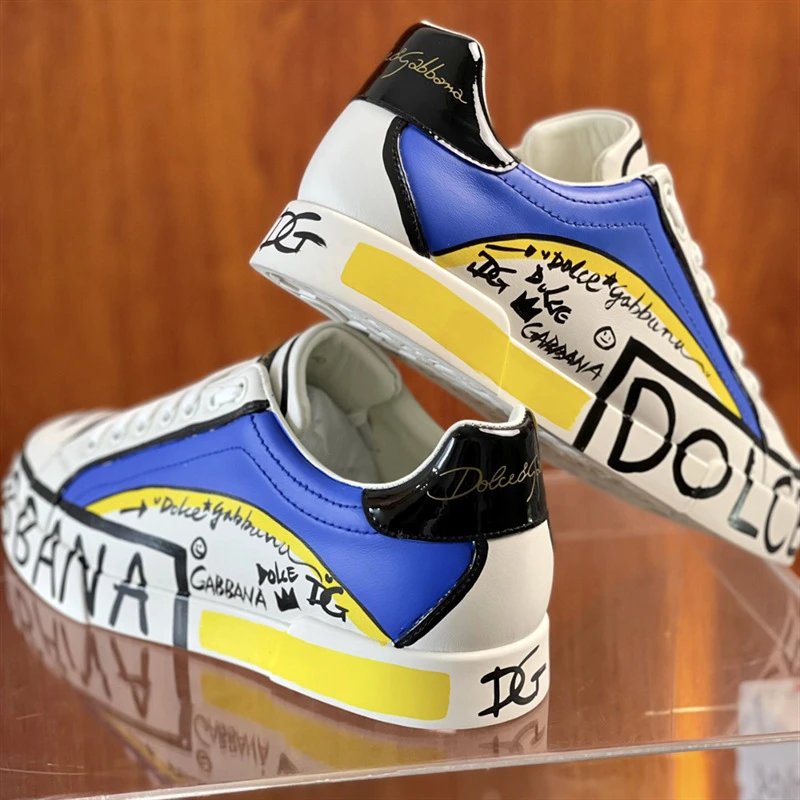 Dolce & Gabbana Sneakers Graffiti-print low-top — 15