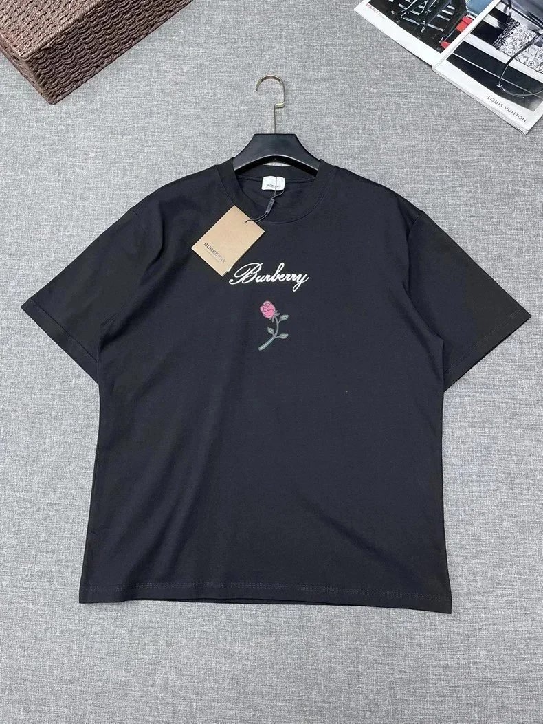 Burberry T-Shirts Short-Sleeve Graphic Print — 4