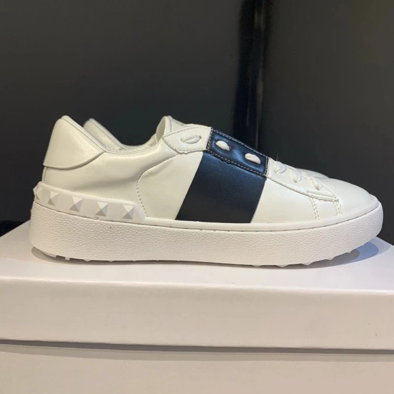 Valentino Garavani Rockstud Spike Low-Top White and Silver Sneakers - 6