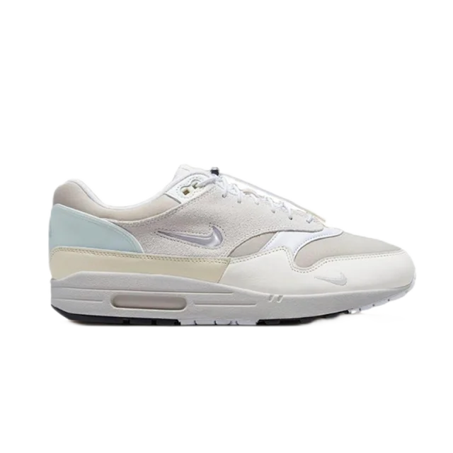 Nike Sneakers Low-top with visible Air cushioning and mesh overlays product detail image 15
