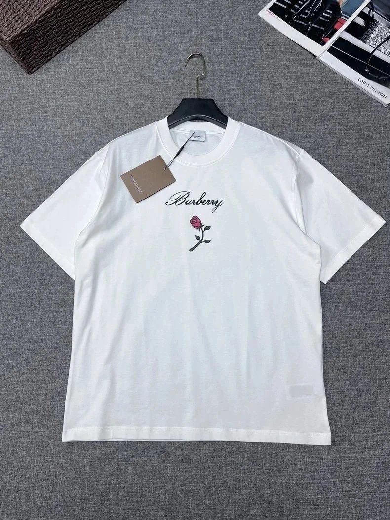Burberry T-Shirts Short-Sleeve Graphic Print — 5