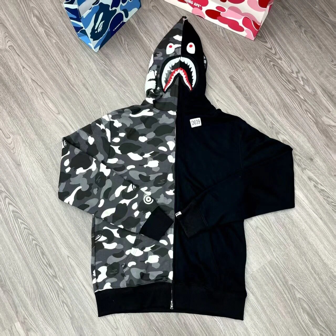 Vintage-Style Loose-Fit Zip-Up Hooded Sweatshirt photo 7