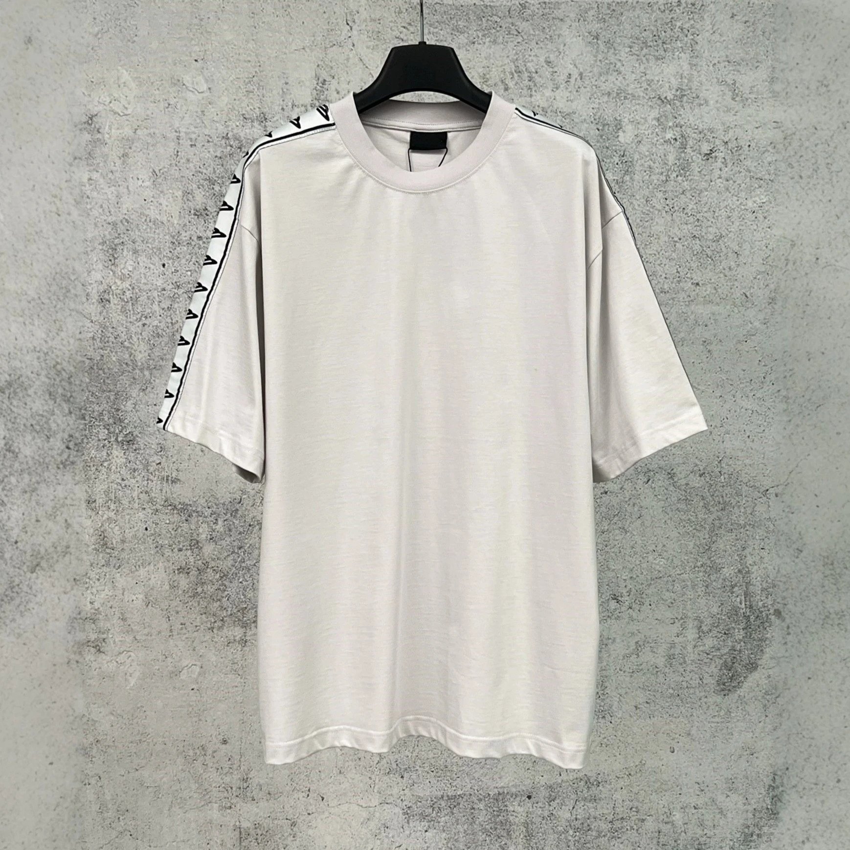 Unisex Loose-Fit Drop-Shoulder Short-Sleeve T-Shirt photo 6