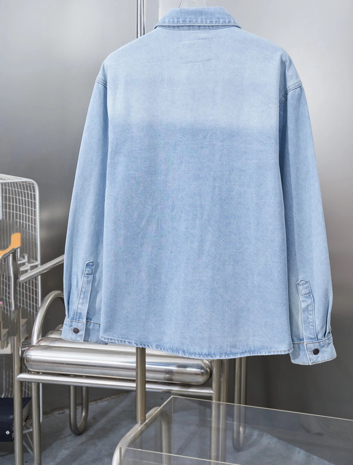 Vintage-Wash Denim Shirt-Jacket and Mid-Rise Trousers photo 5