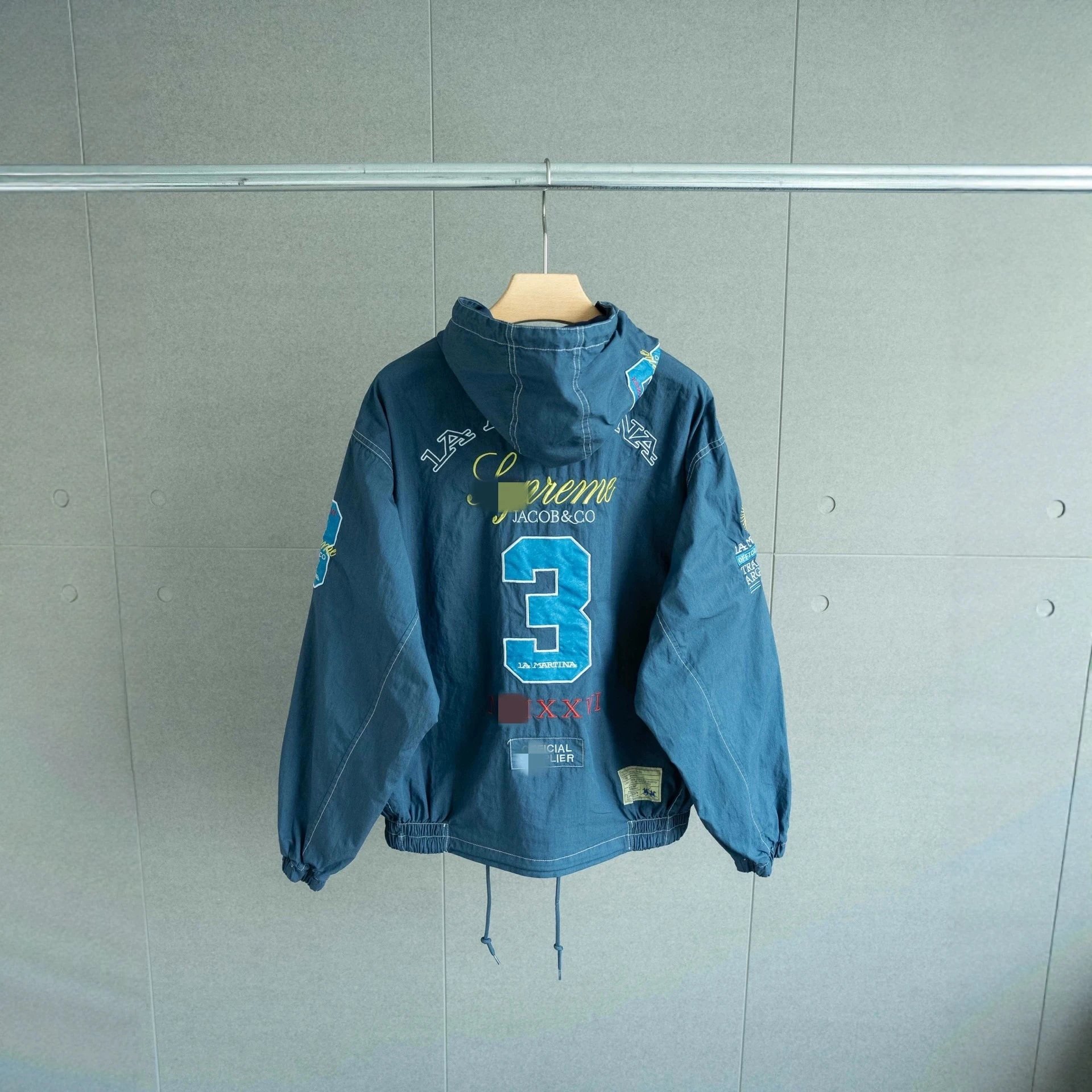 Long-Sleeve Hooded Zip-Up Jacket with Utility Patches photo 2