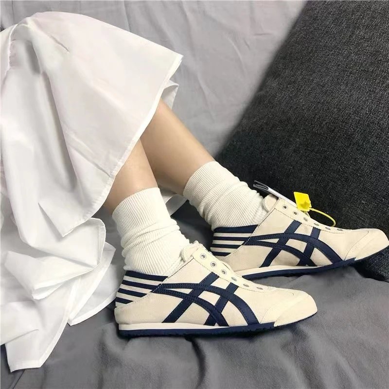 Slip-On Retro Casual Shoes