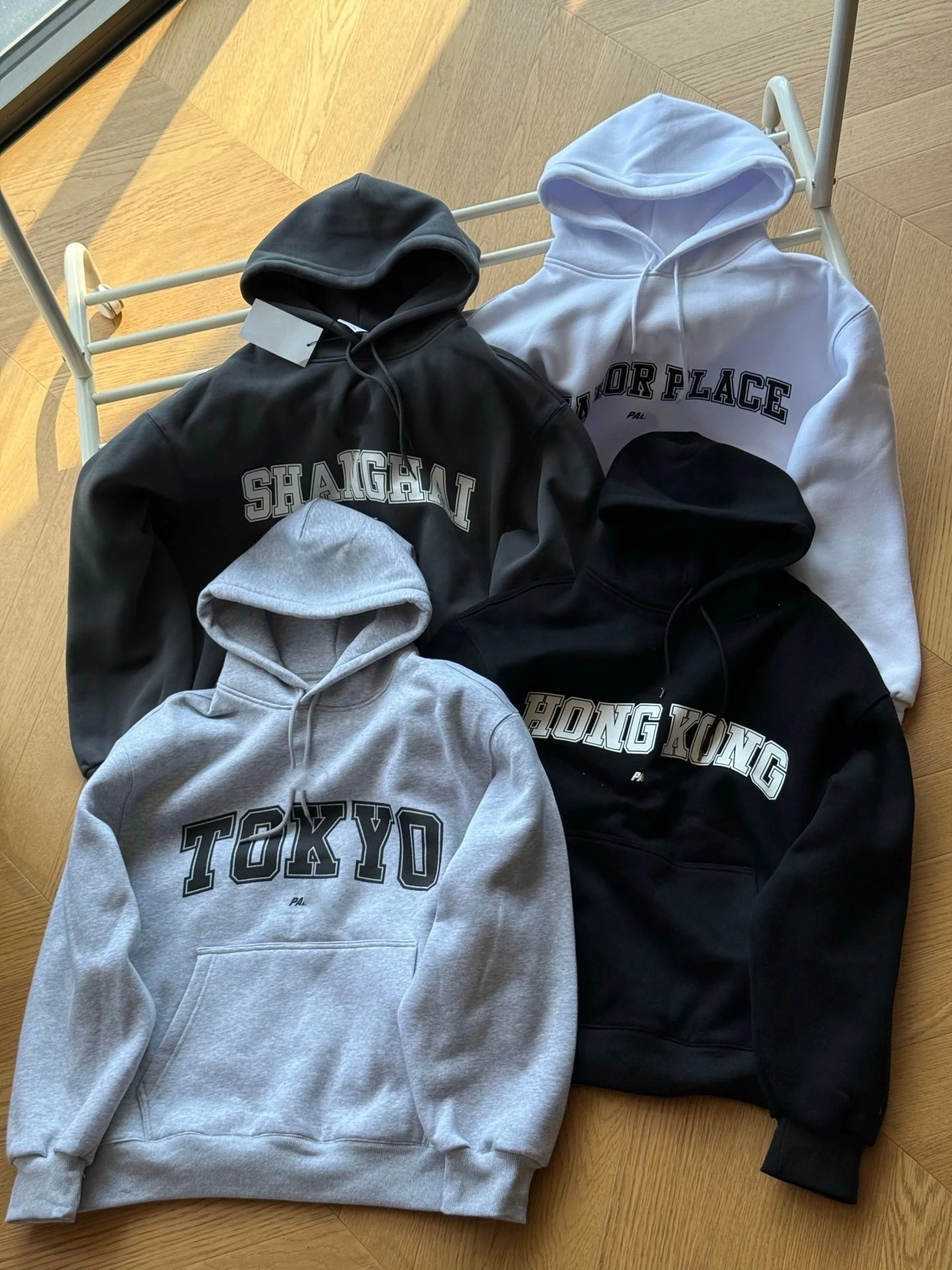 Oversized Fleece-Lined Pullover Hoodie photo 6