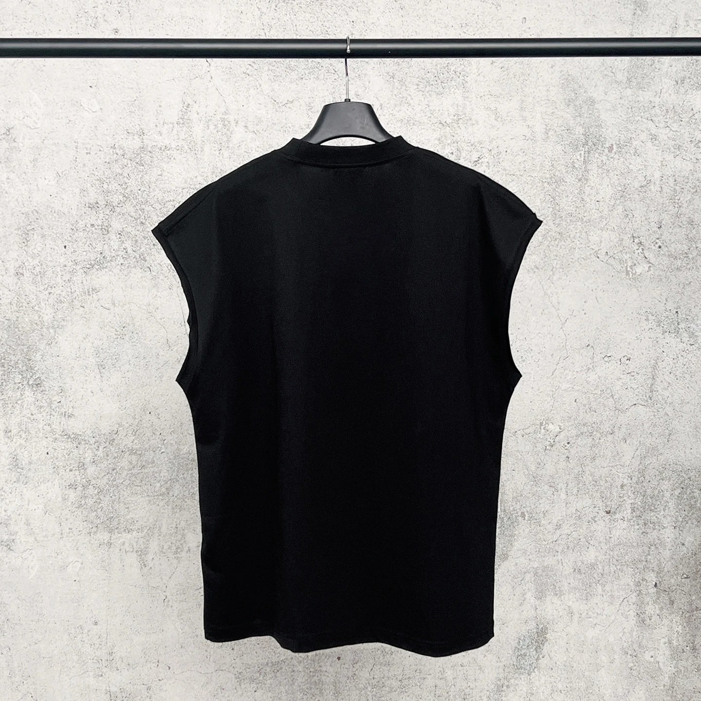Hawaiian Art Print Sleeveless T-Shirt photo 5