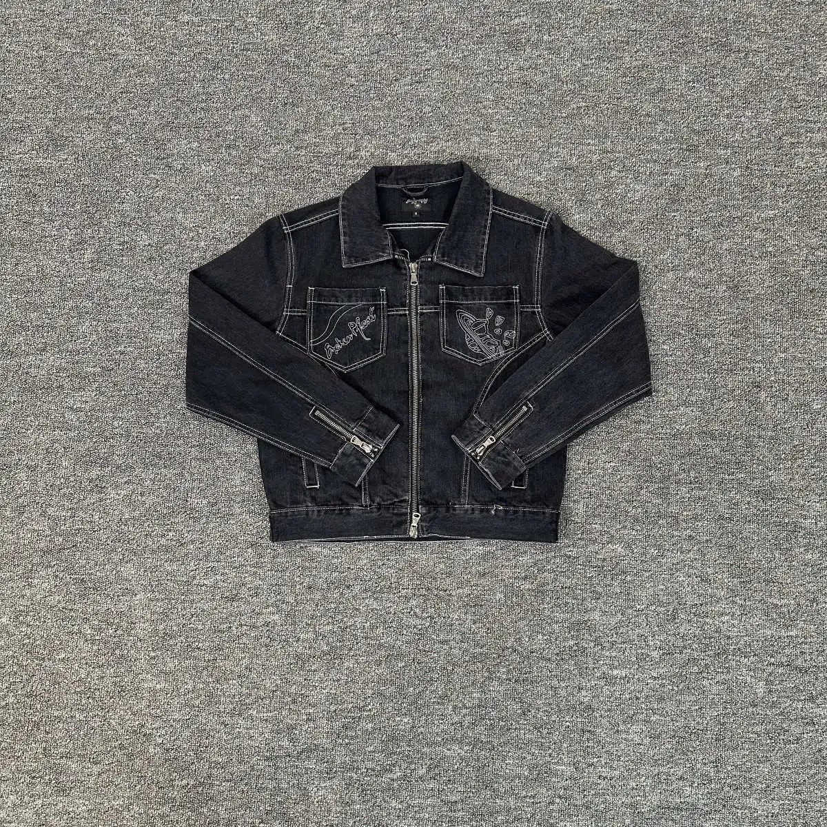 New embroidered letter logo denim jacket and jeans set