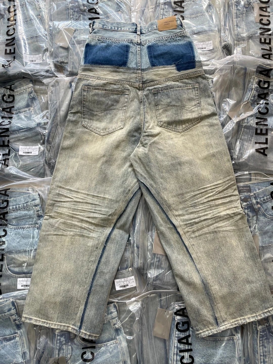 Balenciaga Distressed High-Waist Wide-Leg Jeans Light Wash - 8