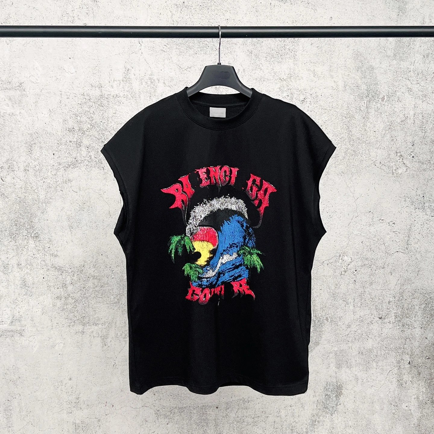 Hawaiian Art Print Sleeveless T-Shirt photo 2