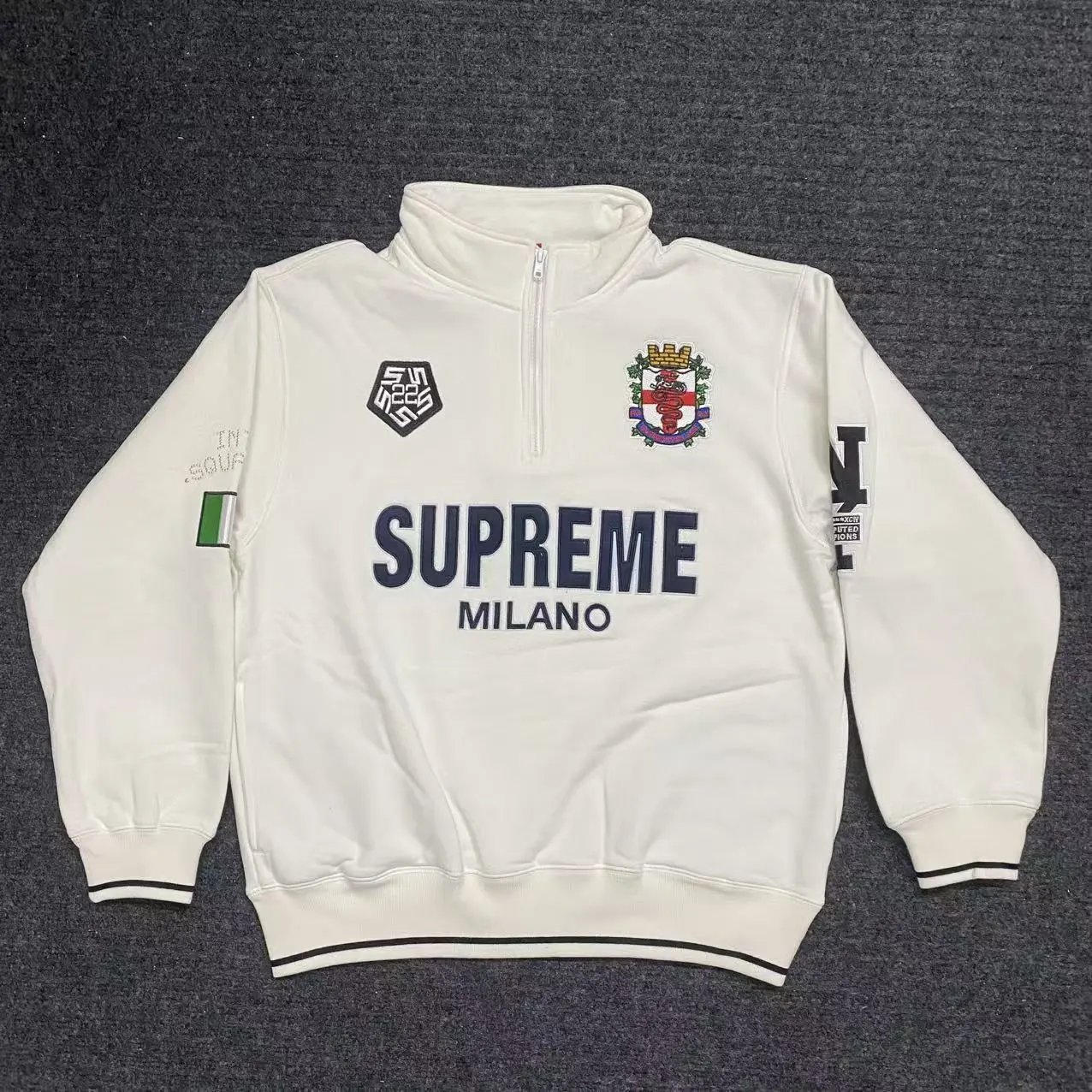 Appliqué Hooded Sweatshirt and Sweatpants Set photo 6