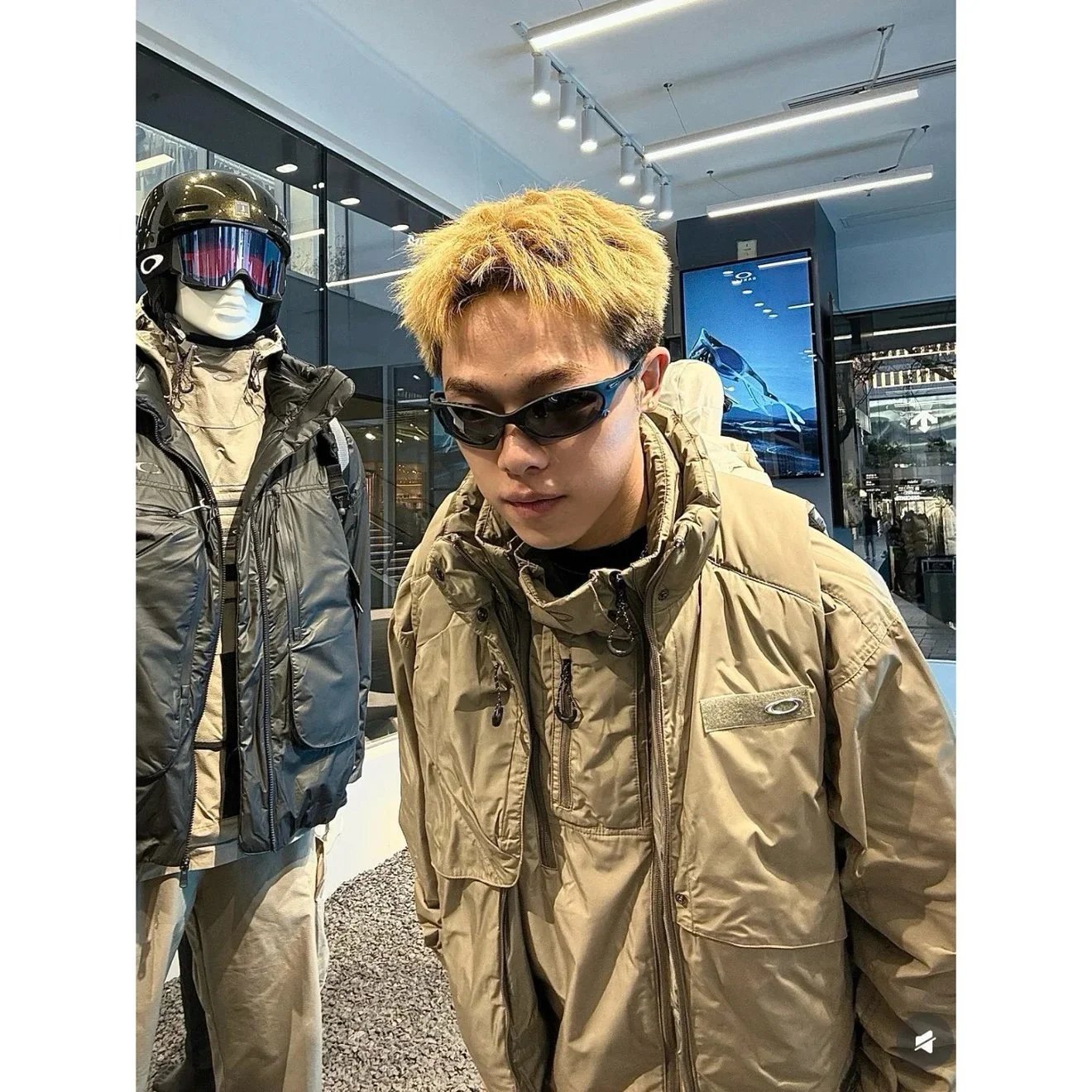 Japanese-Style Workwear Padded Vest Jacket