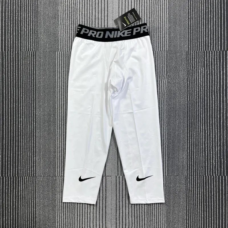 08 White Pants