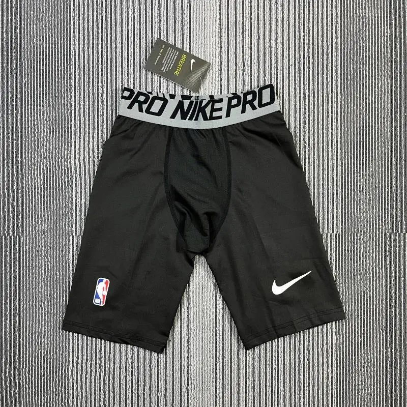 07 black five quarter pants