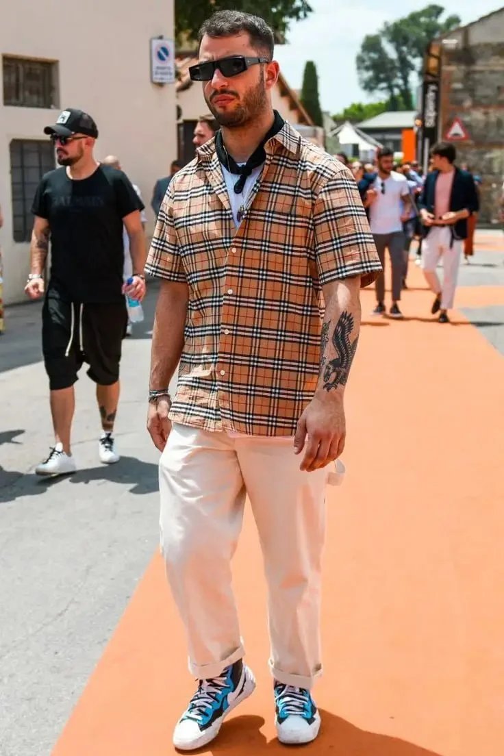 Burberry Shirts Short-sleeve button-front plaid shirt image 2