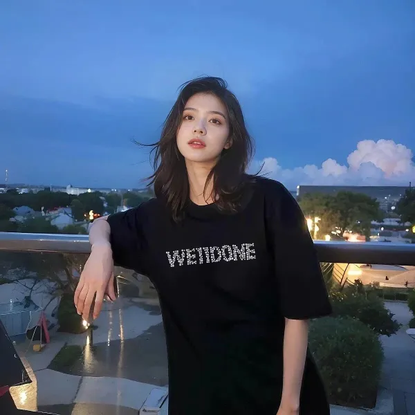 Design Wetdome Neon Bear Outline Black T-Shirt T-Shirts - 3
