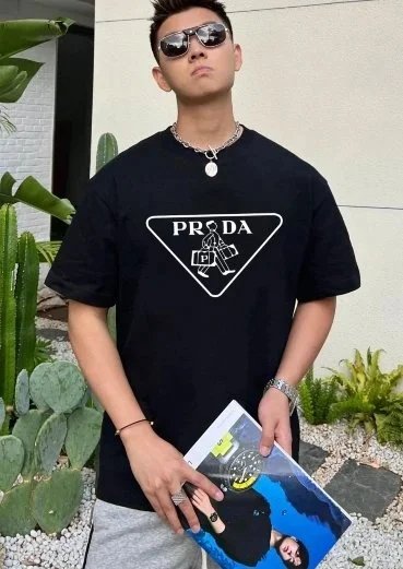 Prada T-Shirts Logo Graphic Crewneck image 3