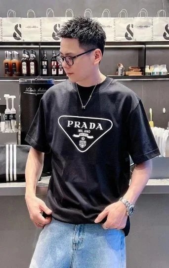Prada T-Shirts Logo Graphic Crewneck image 6