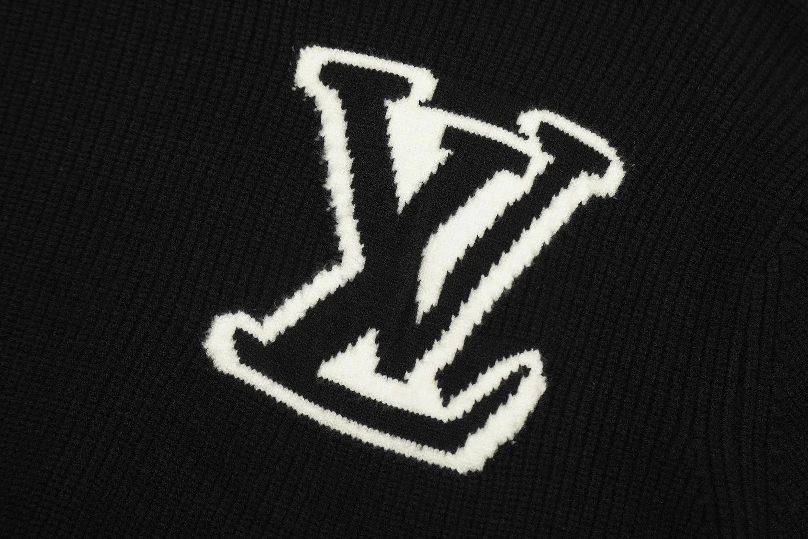 Prada Logo-Embroidered Ribbed Knit Sweater White - 14