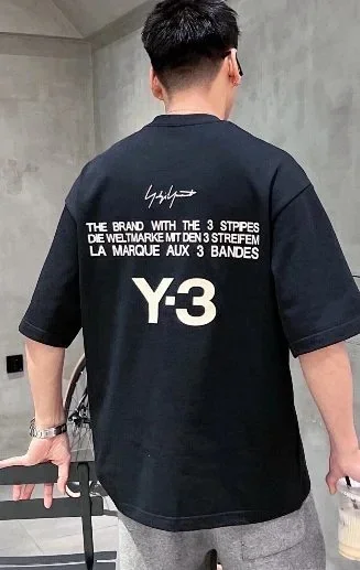 Y-3 Multiple graphic T-shirt designs product detail image 4