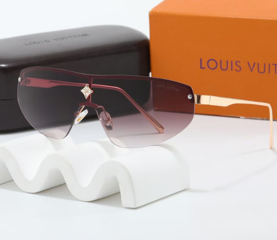 Louis Vuitton Eyewear Oversized shield sunglasses image 5