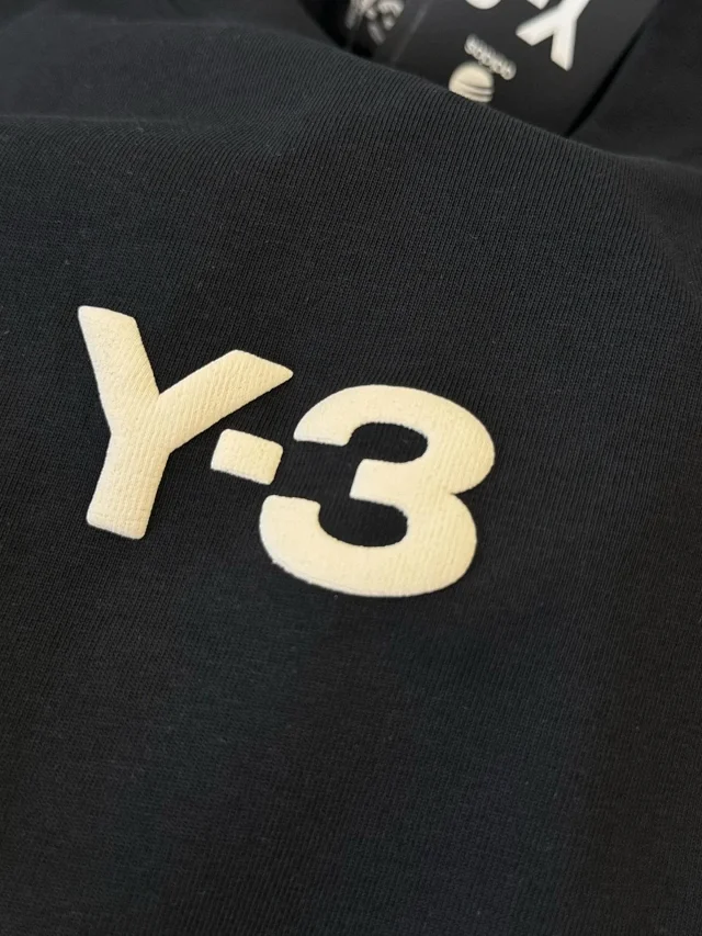 Y-3 Multiple graphic T-shirt designs product detail image 7