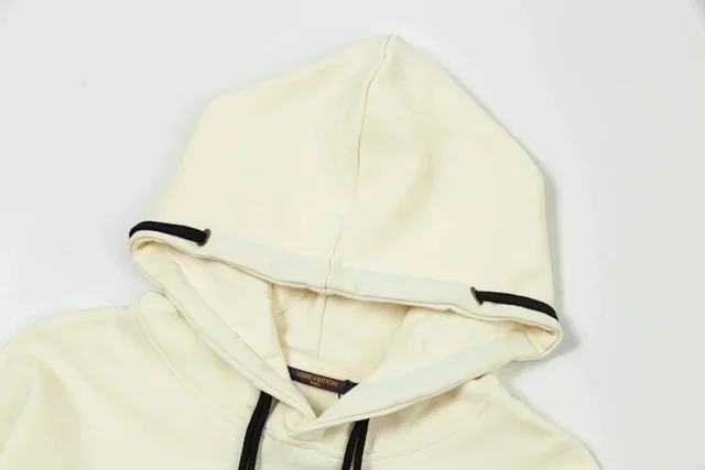 Louis Vuitton Hoodies & Sweatshirts Pullover Hoodie with Kangaroo Pocket product detail image 9
