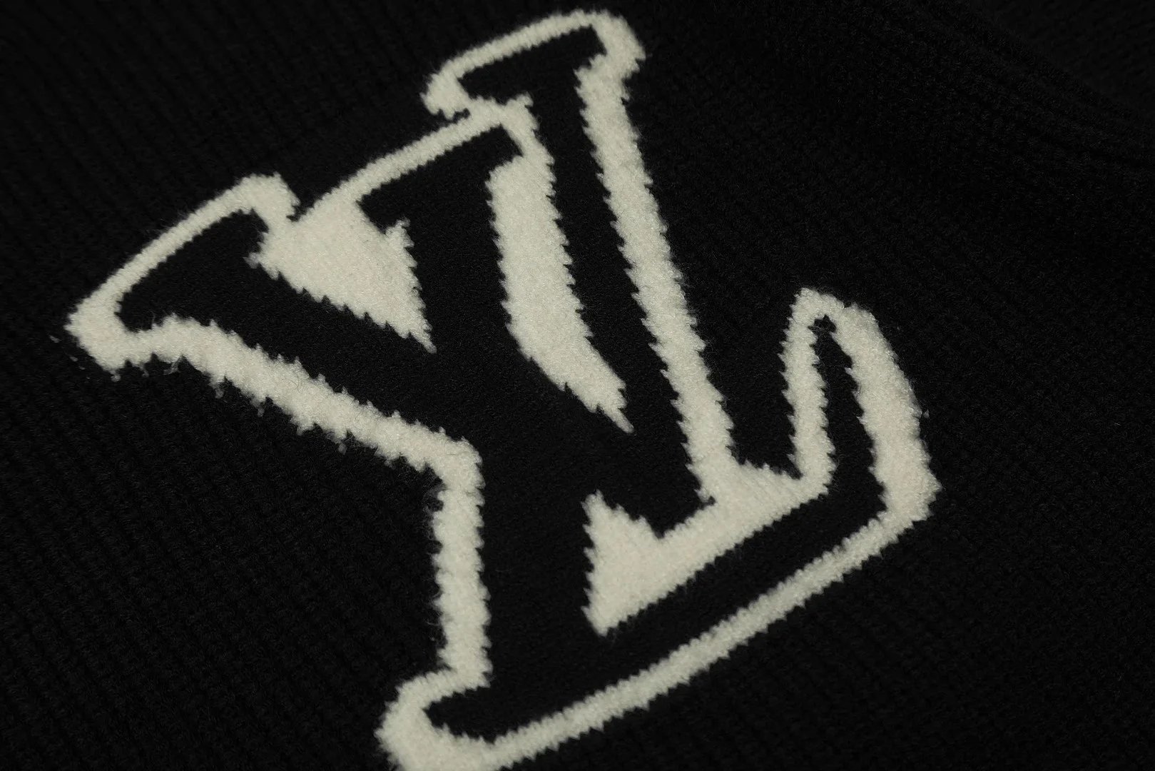 Prada Logo-Embroidered Ribbed Knit Sweater White - 19