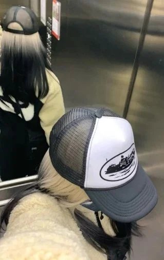 Design Trucker Cap with Spaceship and Stars Embroidery Black Baseball Cap Hats Baseball Cap - 5