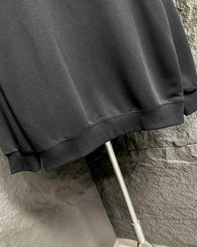 Nike Hoodies & Sweatshirts Crewneck Logo Sweatshirt product detail image 12