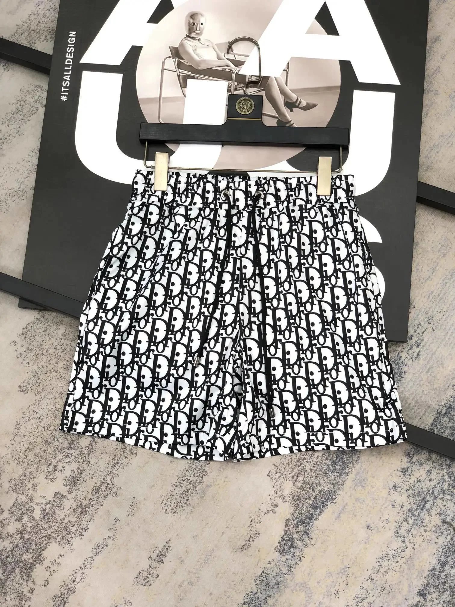 Fendi Shorts Monogram Drawstring — MM016