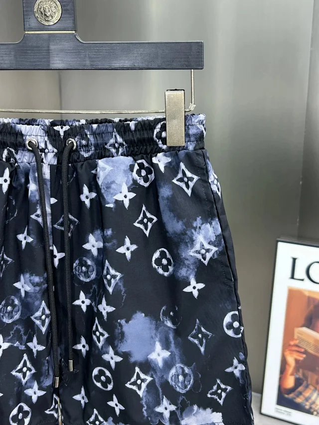 Dior Shorts Elastic-Waist Drawstring Printed product detail image 12