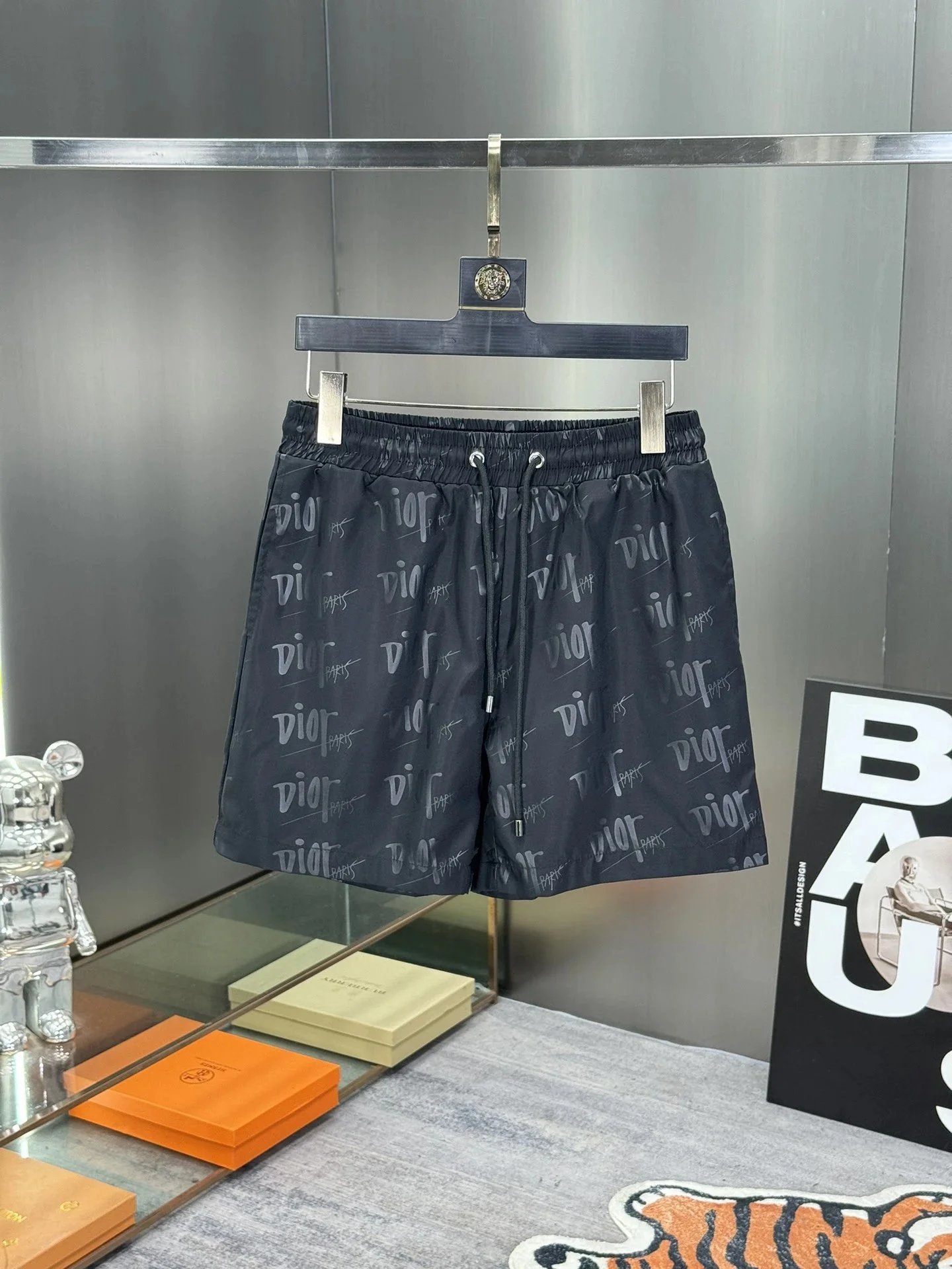 Dior Shorts Elastic-Waist Drawstring Printed — MMJ-019