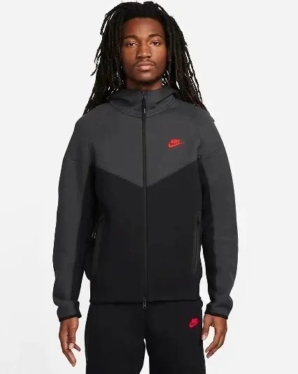 Nike Hoodies & Sweatshirts Pullover hoodie with kangaroo pocket — 24