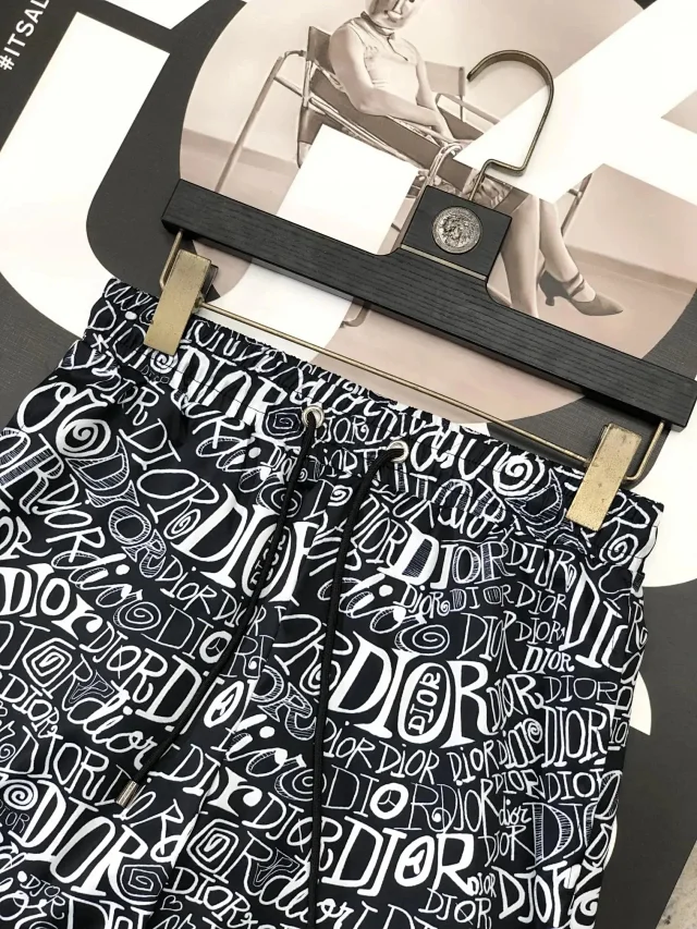 Versace Shorts Elastic-Waist Drawstring product detail image 6