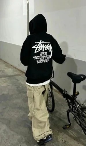Stüssy Hoodies & Sweatshirts Pullover graphic hoodie image 3