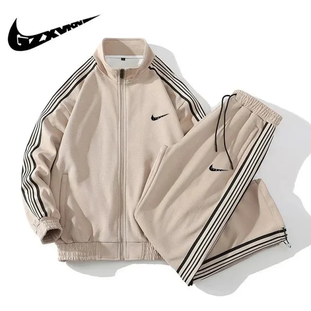 Nike Hoodies & Sweatshirts Pullover hoodie with kangaroo pocket product detail image 7
