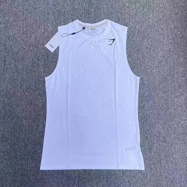 Gymshark Shorts Athletic with elastic waistband and pockets product detail image 16