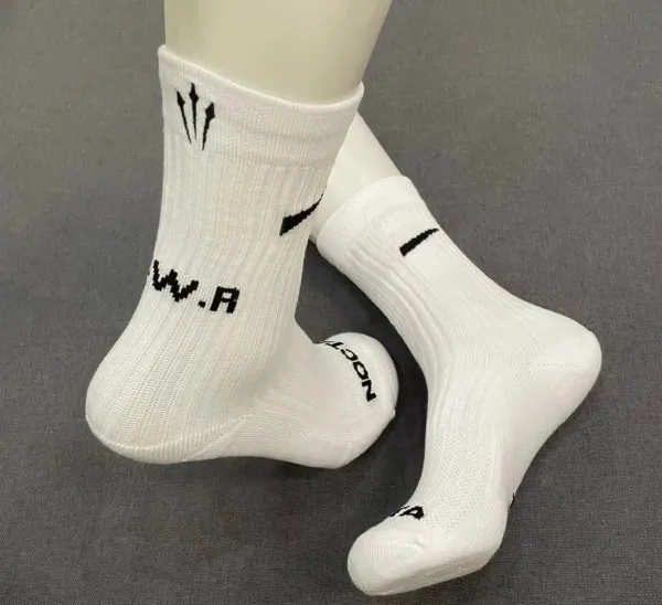 IH NOM UH NIT Socks Black - 13