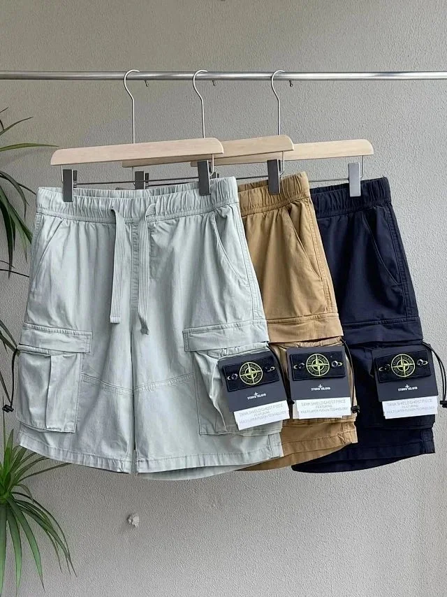Stone Island Shorts Compass badge product detail image 3
