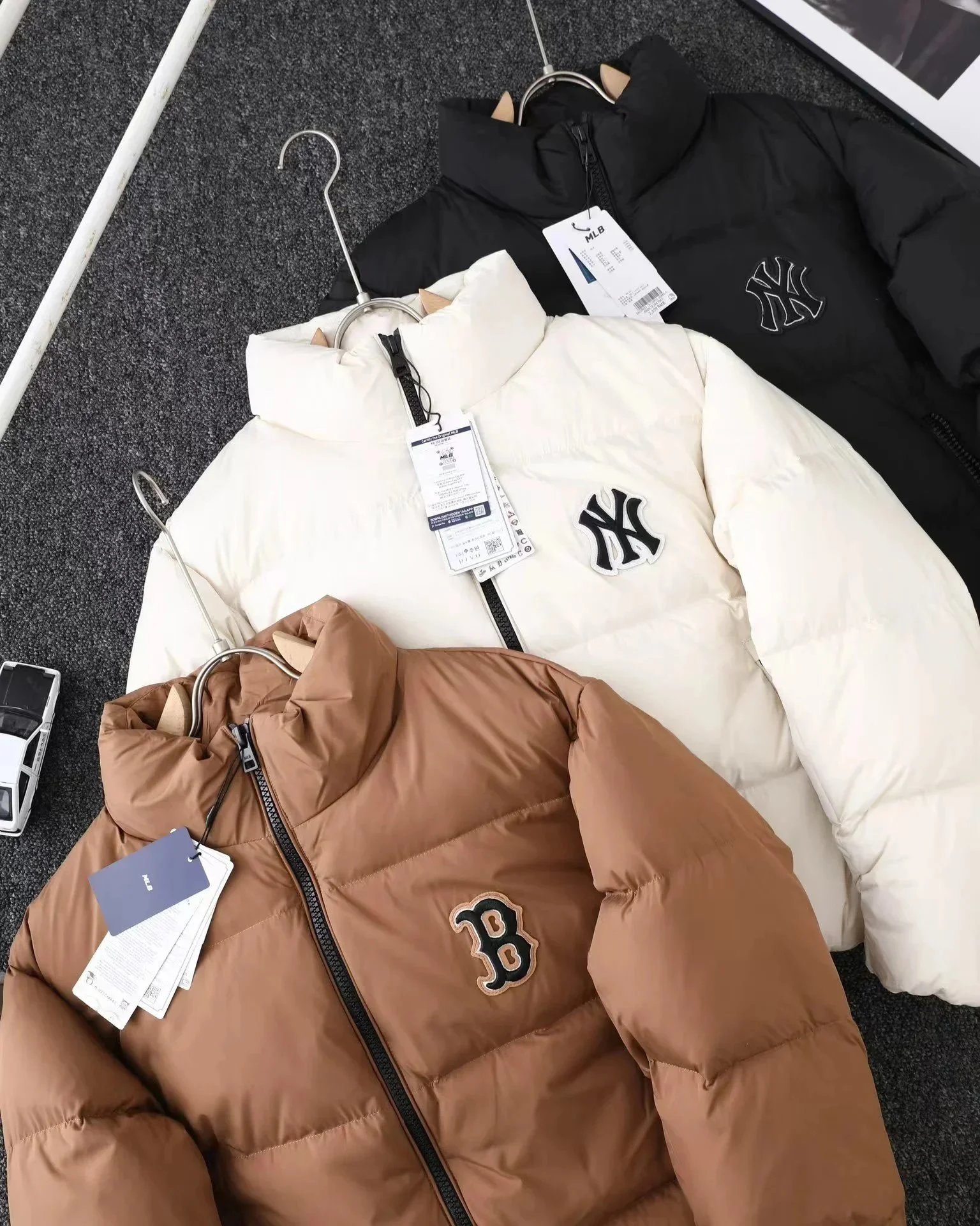 MLB New York Yankees Black Puffer Jacket Down Jacket - 11