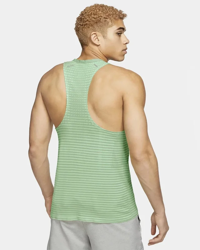Nike T-Shirts Dri-FIT short-sleeve athletic T-shirt product detail image 18