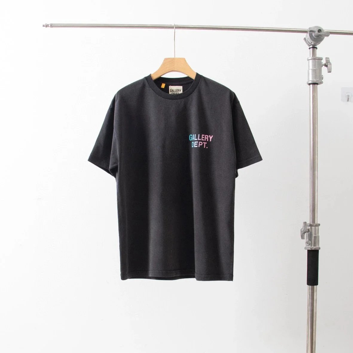 060551 yure Short-Sleeve Top - 144023
